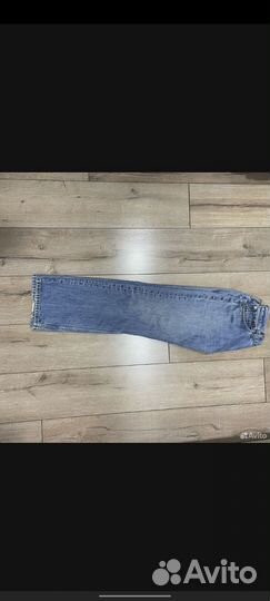 Джинсы levis 501