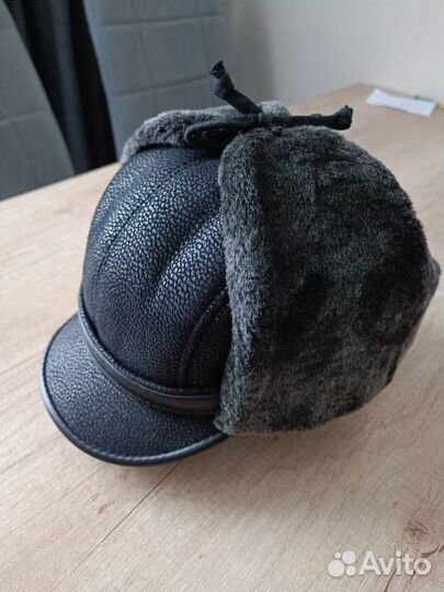 Мужская зимняя шапка