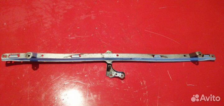 Планка радиатора передняя Toyota Camry XV30