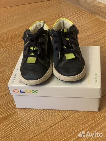 Кроссовки Geox 26