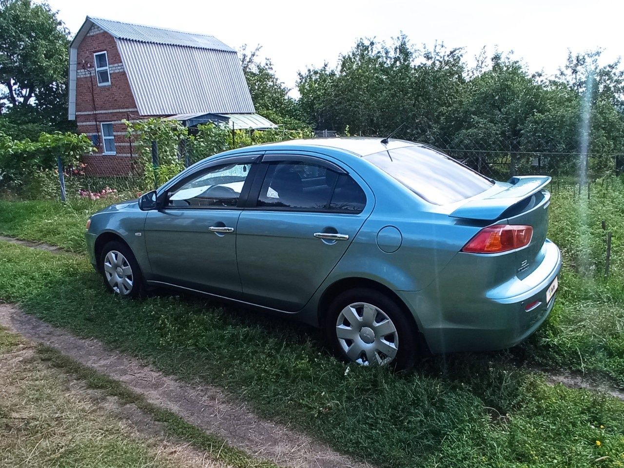 Mitsubishi Lancer: фото владельца