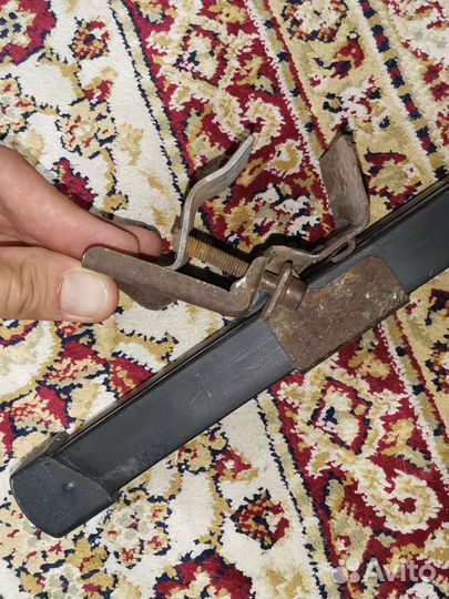 Поперечные универсальные рейлинги на крышу