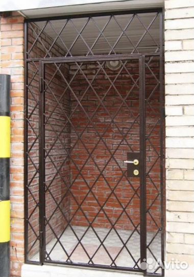 Решетчатая дверь