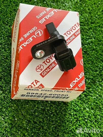 Датчик abs правый Lc200 Lx570 Prado 4 Runner Hilux