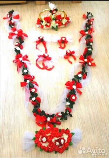 Свадебные украшения на машину