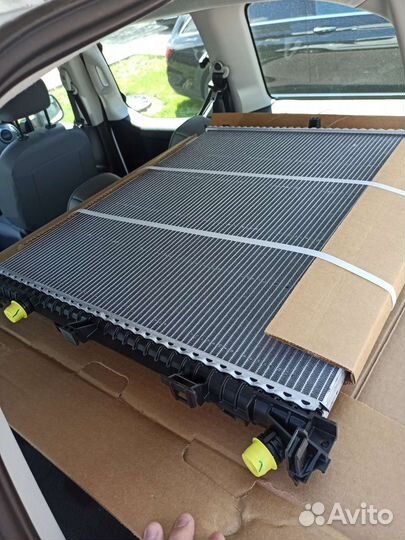 Радиатор BMW X3 G01 X3M F97