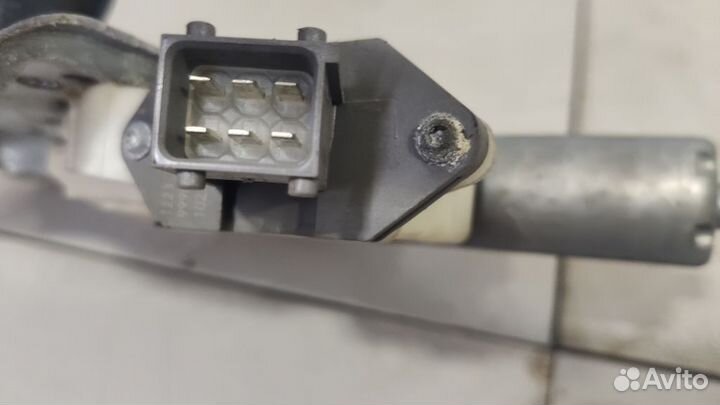 Стеклоподъемник электрический задний левый Toyota Avensis 2 T250