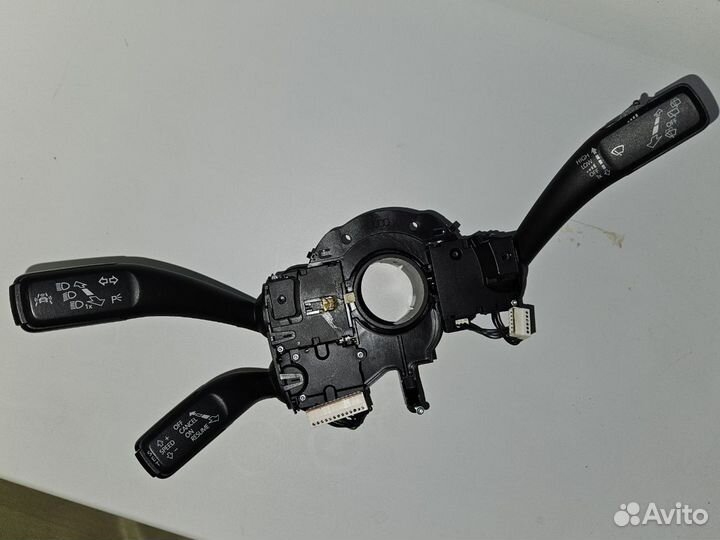 Подрулевой переключатель VW Touareg 2 2010-2018 7P