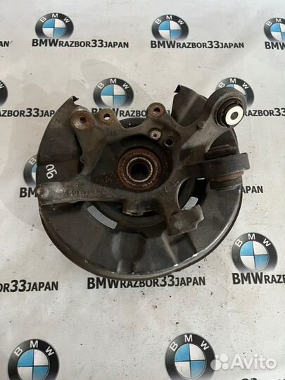 Кулак задний левый Bmw E90 седан N52B25 2006