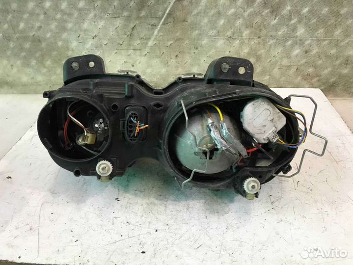 Фара передняя левая Jaguar X-Type 0