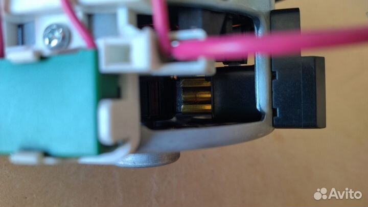 Двигатель пылесоса Dyson не исправный ydk yv-16k