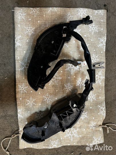 Кнопки на руле управление мультимедией