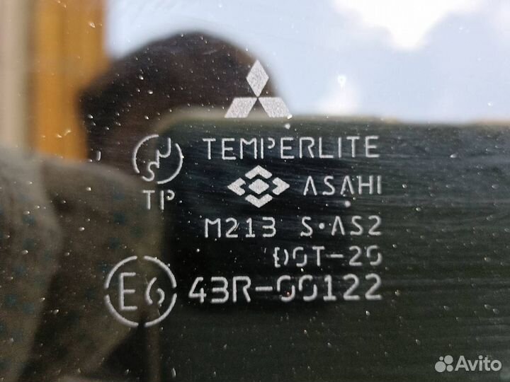 Стекло кузовное заднее левое Mitsubishi Lancer 9