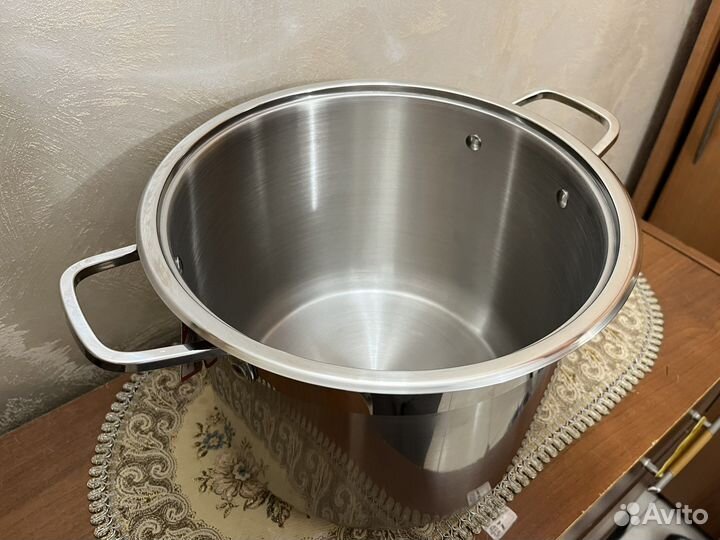 Кастрюля 12 л
