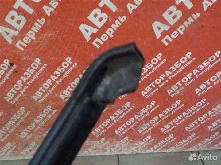 Уплотнитель двери задний правый LADA X-Ray 21129