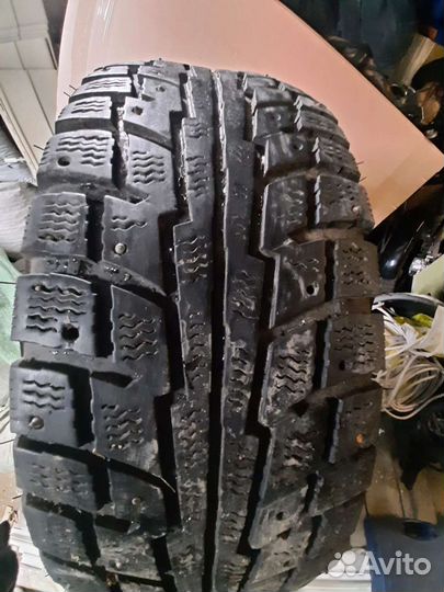 Marangoni 4 Ice E+ 215/60 R16 99