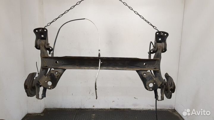 Балка подвески задняя Skoda Octavia (A7)