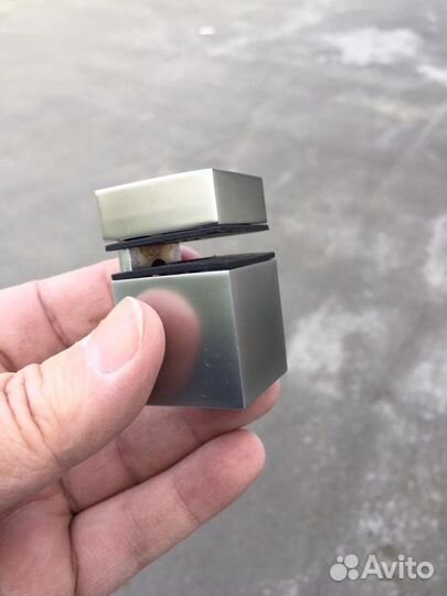 Полка стеклянная новая