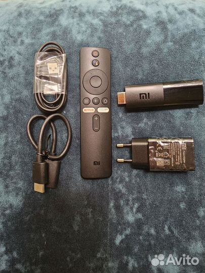 Медиаплеер Xiaomi Mi TV Stick MDZ-24-AA