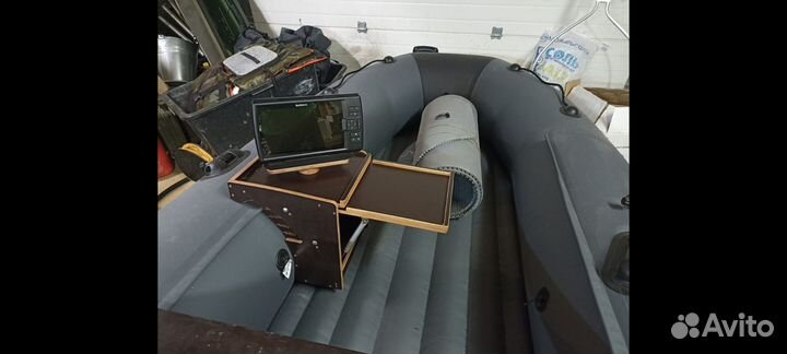 Универсальный стол с повороткой для эхолота