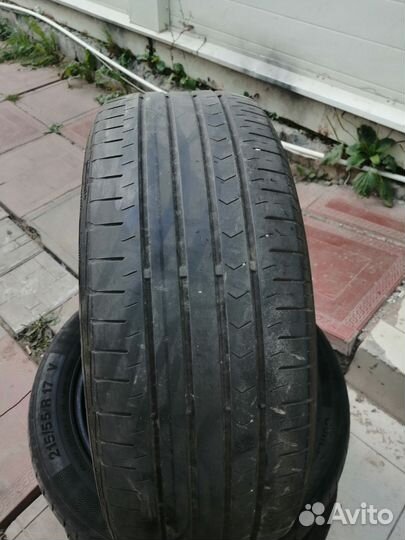 Continental ContiPremiumContact 5 215/55 R17