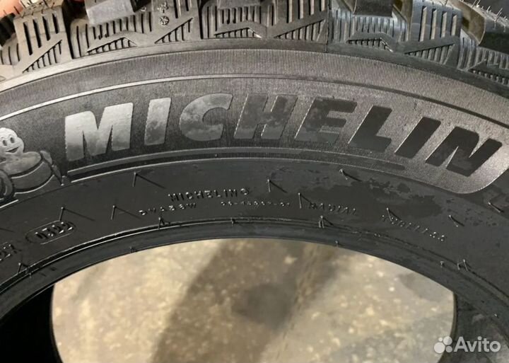 Michelin X-Ice North 4 SUV 295/40 R21 111T