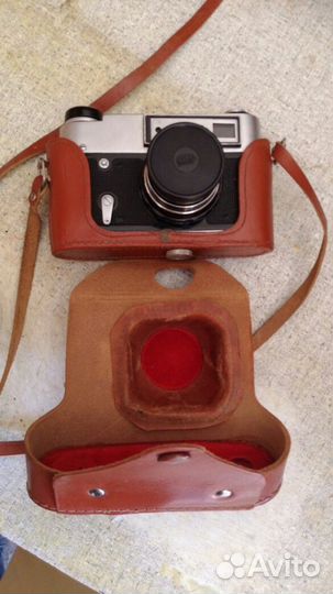 Продаю пленочный фотоаппарат фед-5В