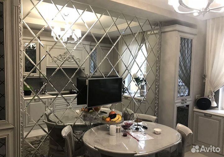 Зеркальное панно