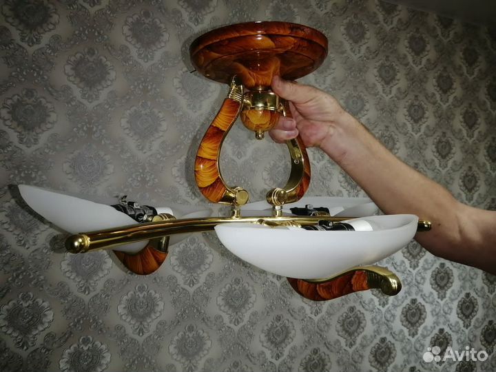 Люстра потолочная