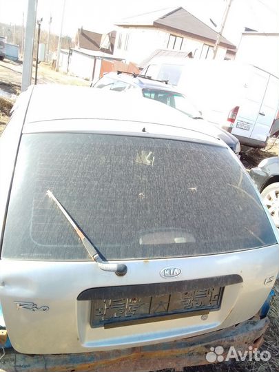Задние двери kia Рио 1