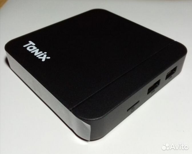 Андроид Смарт тв приставка Tanix w2 прошитая