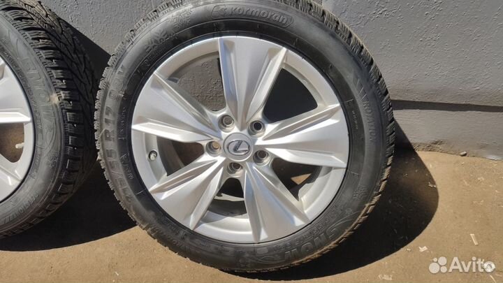 Колеса зимние в сборе r17 Lexus (с датчиками)