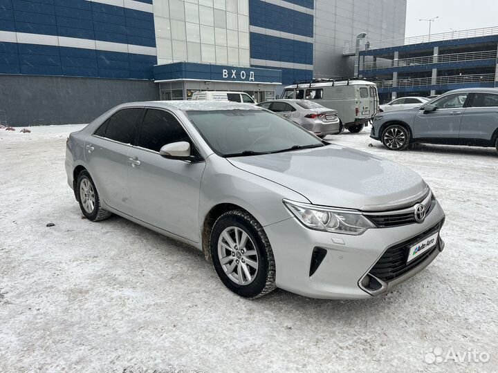 Toyota Camry 2.5 AT, 2015, 210 000 км