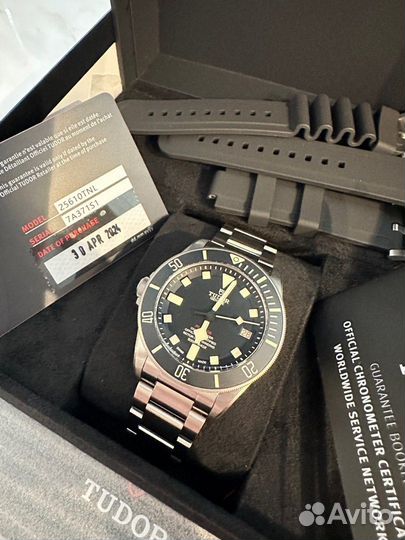Часы Tudor Pelagos LHD 42mm M25610TNL-0001
