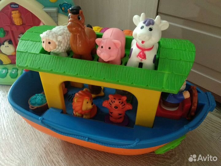 Корабль Ноев ковчег и Chicco ферма музыкальная