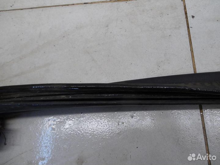 Уплотнитель багажника Megane II 2002-2009