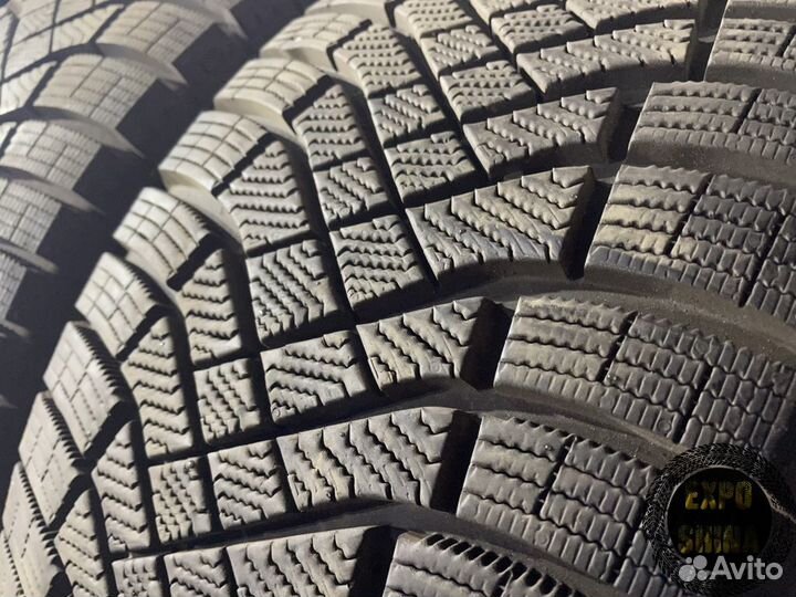 Pirelli Ice Zero FR 245/45 R18