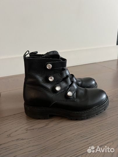 Ботинки для девочки 33