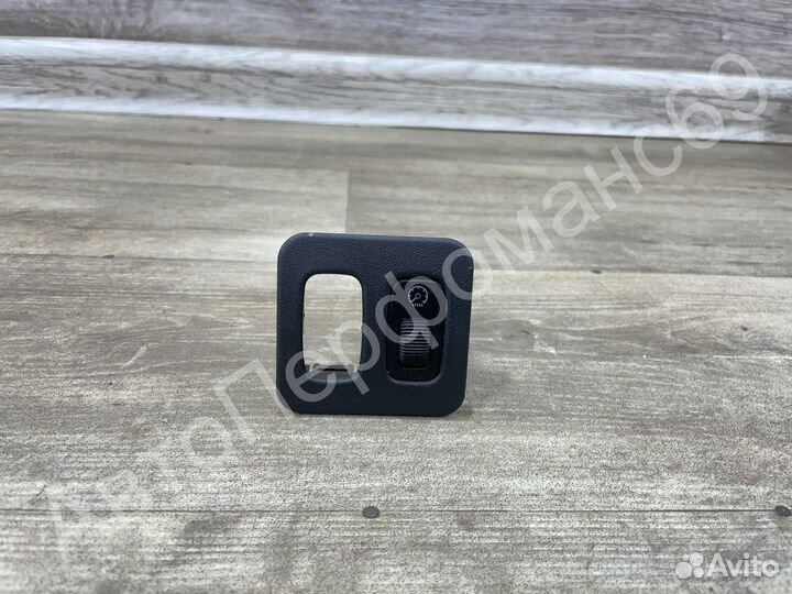 Кнопка регулятор яркости подсветки салона Pajero 3