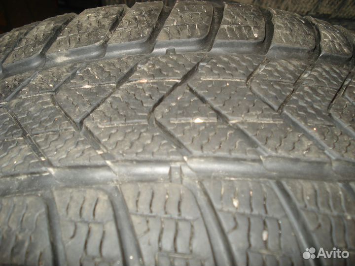 Pirelli Winter Sottozero 3 245/40 R19 98V