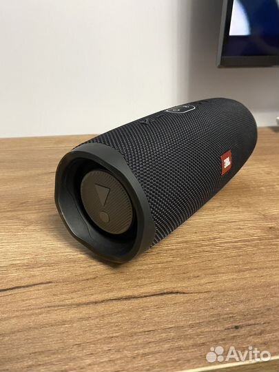Колонка JBL charge 4
