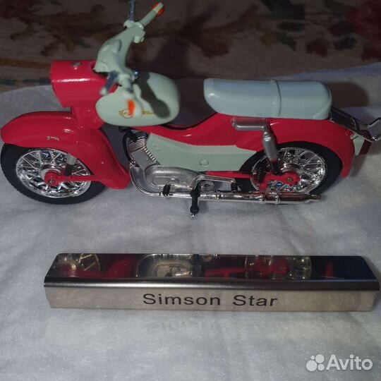 Модель мотоцикла 1 шт, каждая по 1000