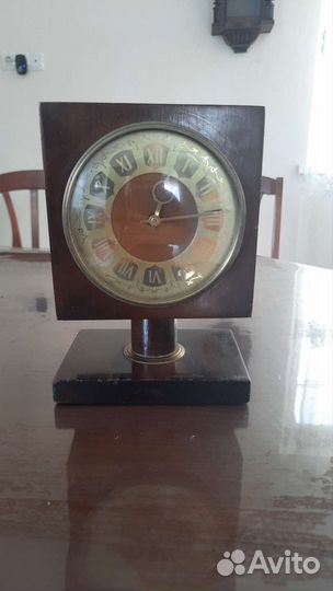 Часы настольные Маяк и Весна