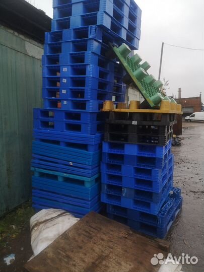 Пластиковые поддоны бу