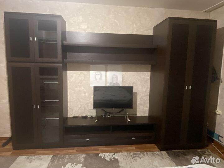 Стенка в гостиную