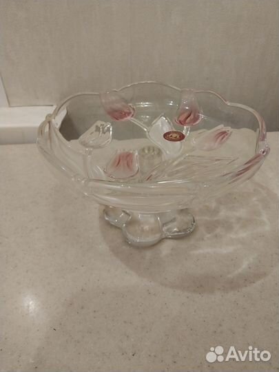 Ваза для фруктов цветное стекло на ножке