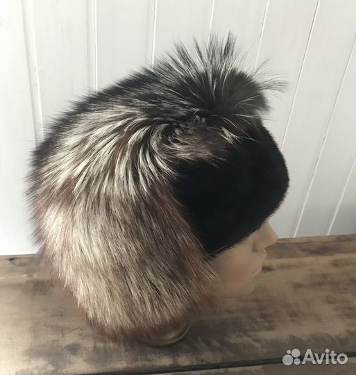 Шапка из натурального меха FurLand (saga furs)