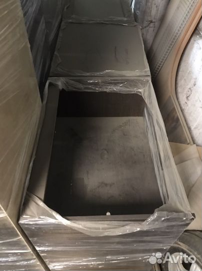 Шкаф витрина