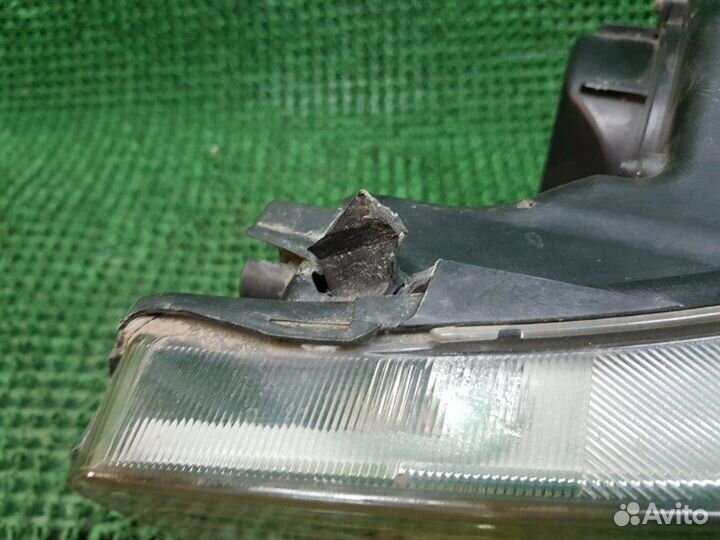 Фара передняя левая Honda Odyssey RA6 F23A