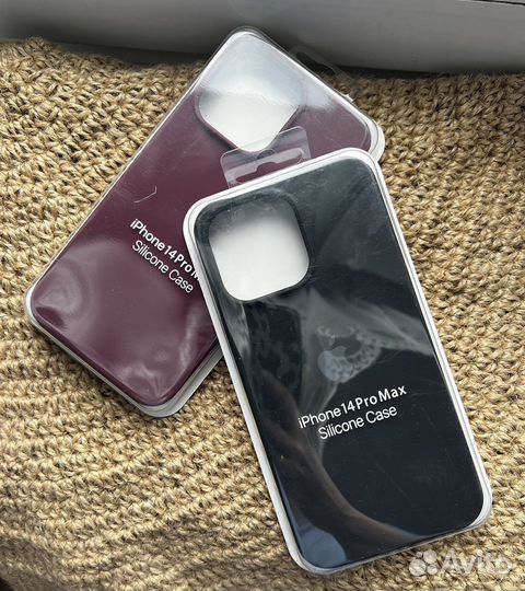 Силиконовый чехол на iPhone 14 pro max